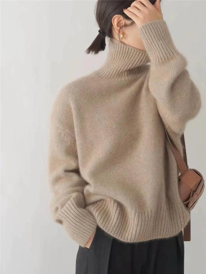 Lin | Cashmere Turtleneck Sweater