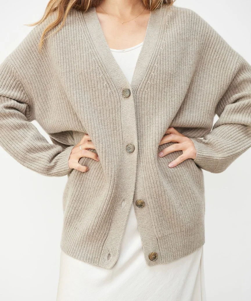 Gaia | Cashmere Cardigan, Elegant and Versatile
